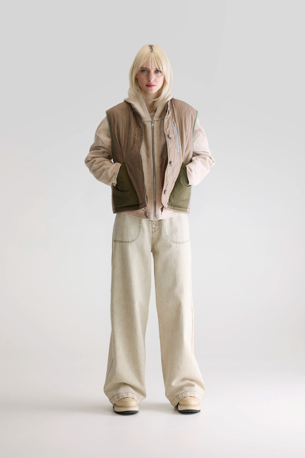 Hamilton sleeveless jacket (252 / W / PEEL)