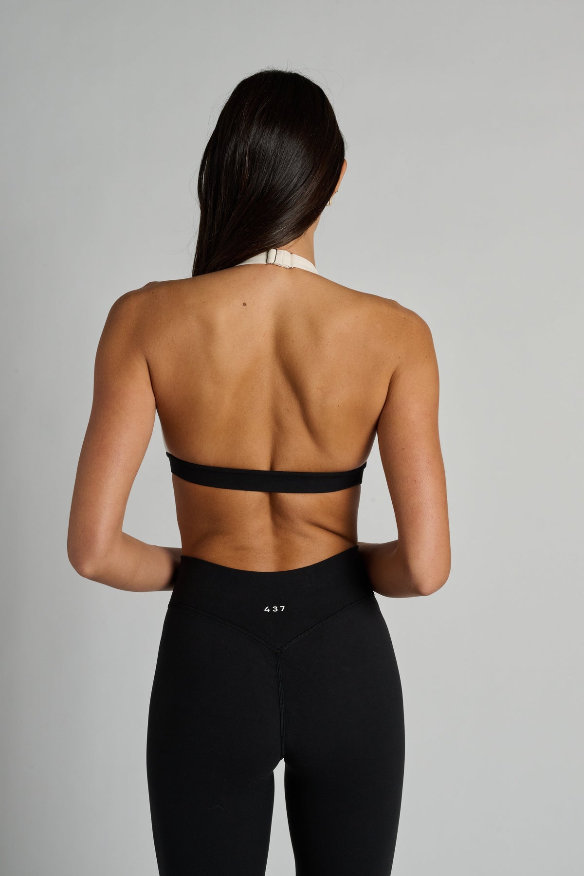 The V Legging