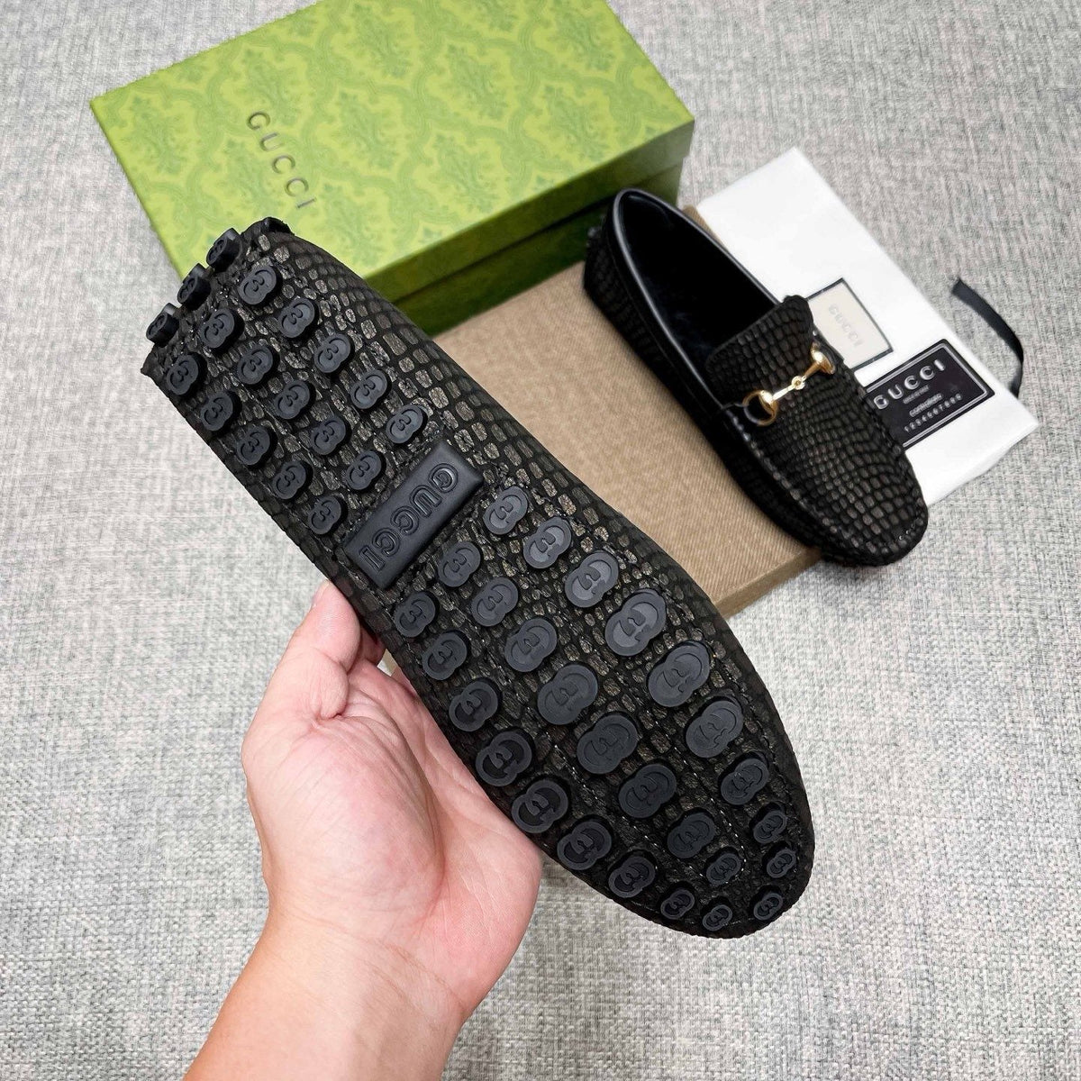 Gucci Men's Black Textured Horsebit-Style Loafers