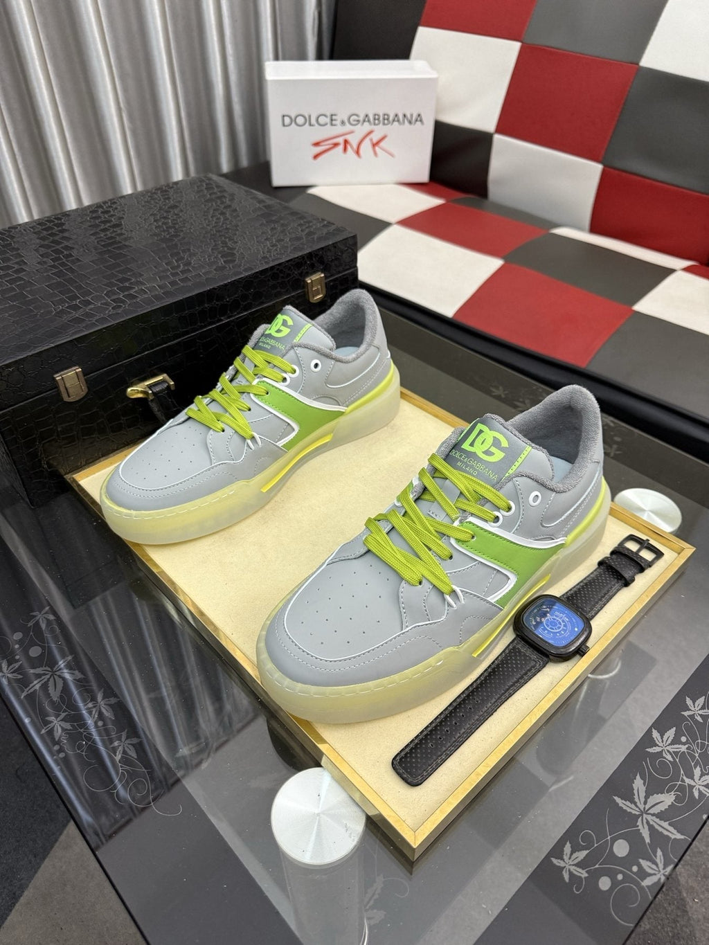 Dolce & Gabbana Lime Accent Low-Top Sneakers - Light Gray & Lime Green